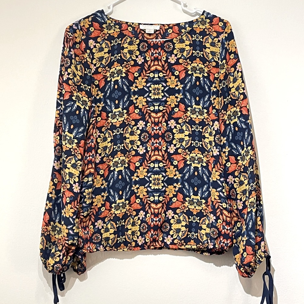 Finn & Grace Cut-Out Long-Sleeve Floral Top